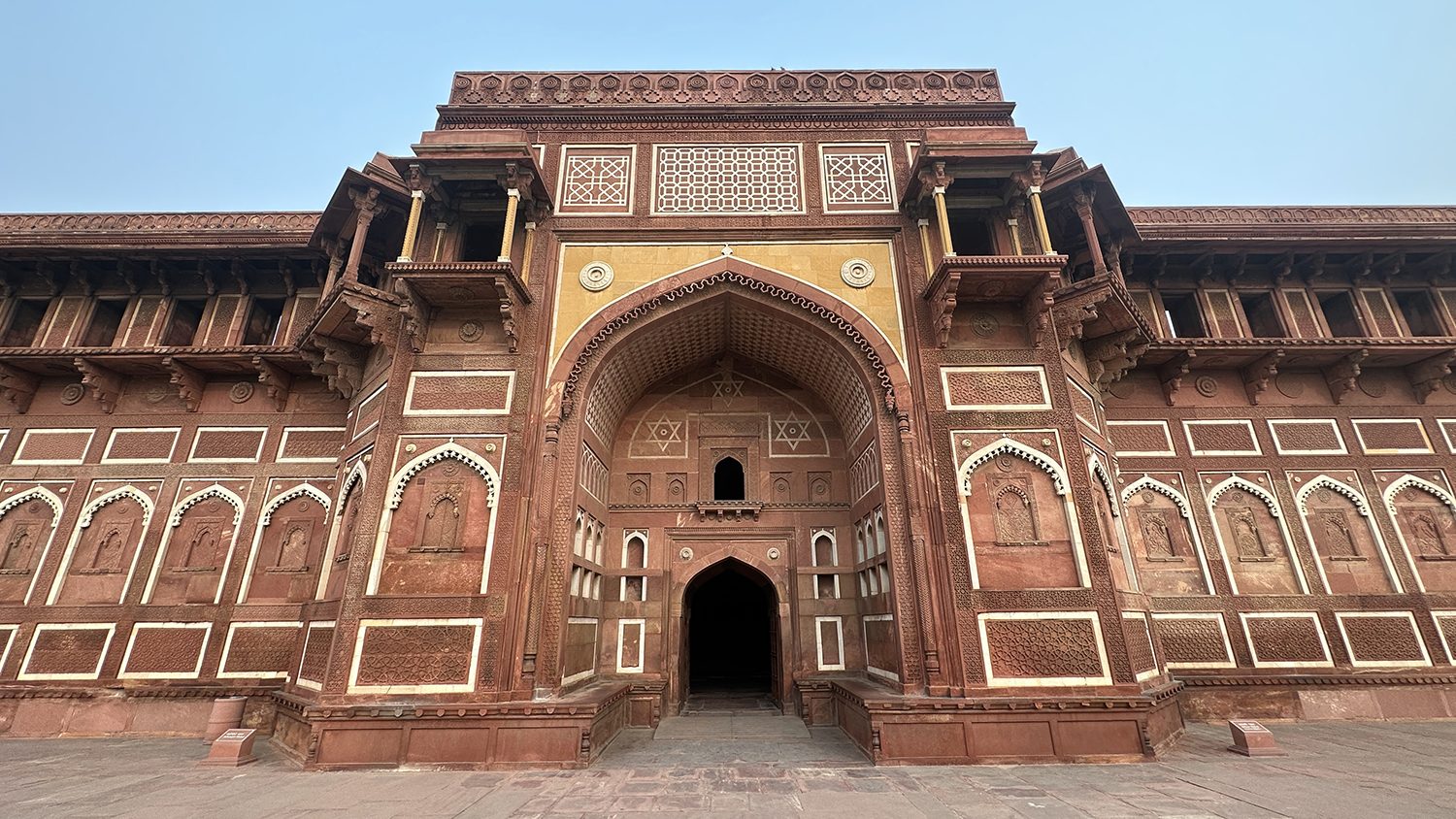 Fort Walls — Uttar Pradesh