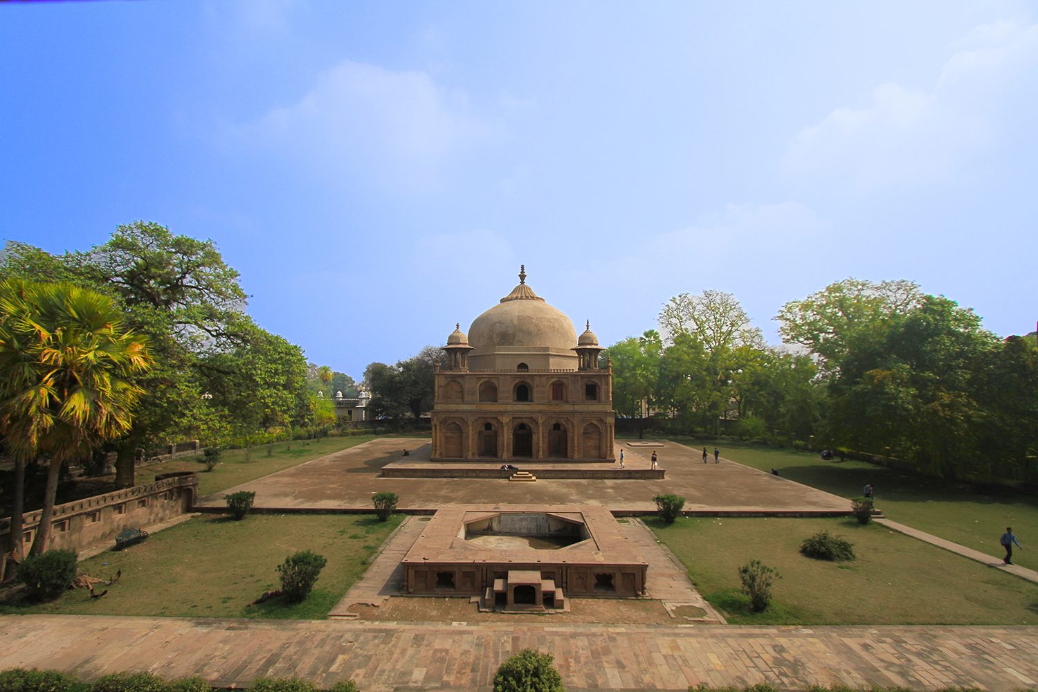 Khusro Bagh — Uttar Pradesh