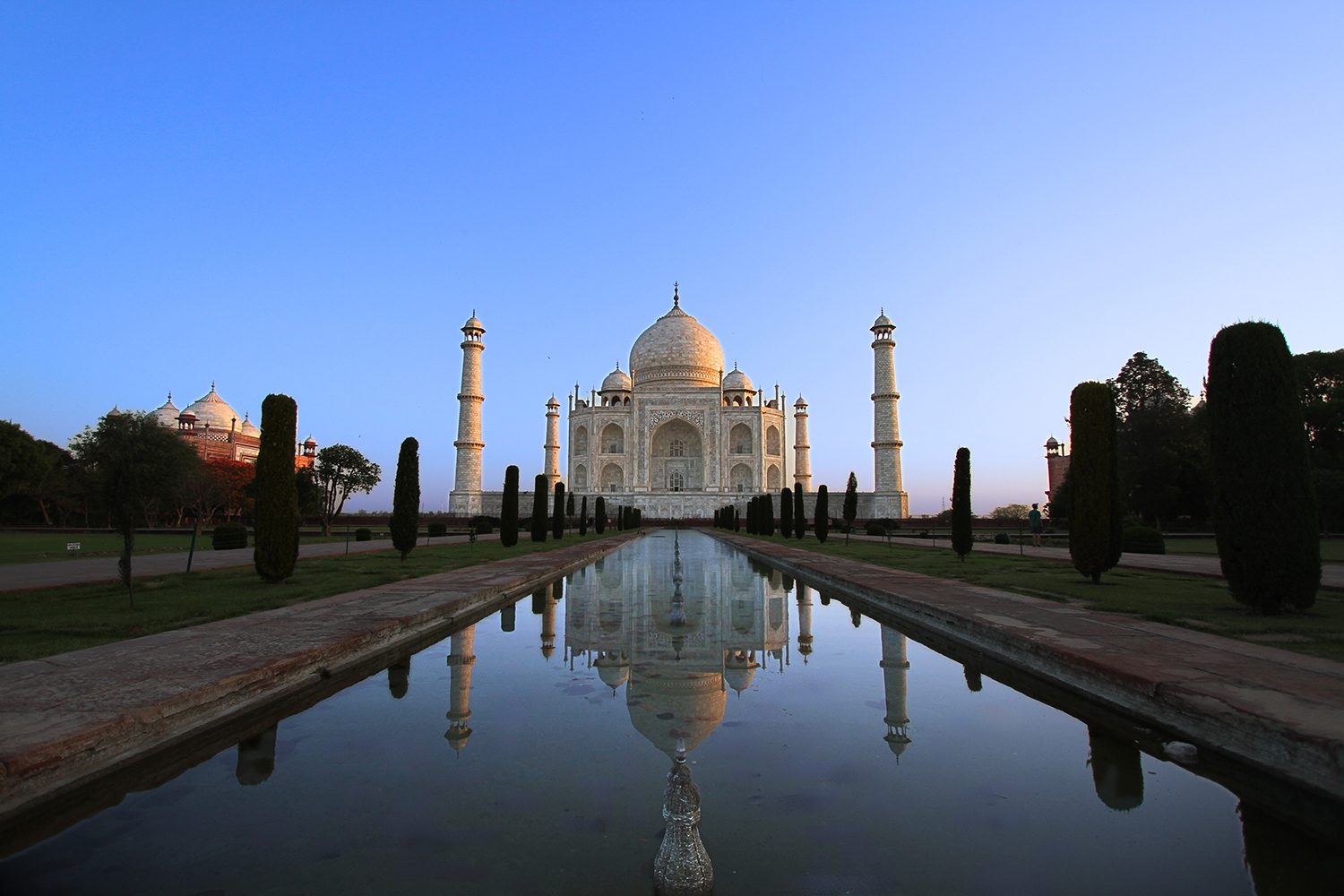 Taj in Mist — Uttar Pradesh